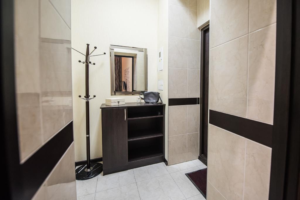 Studio Ember At Maidan Konstytutsii Charkov Exteriér fotografie